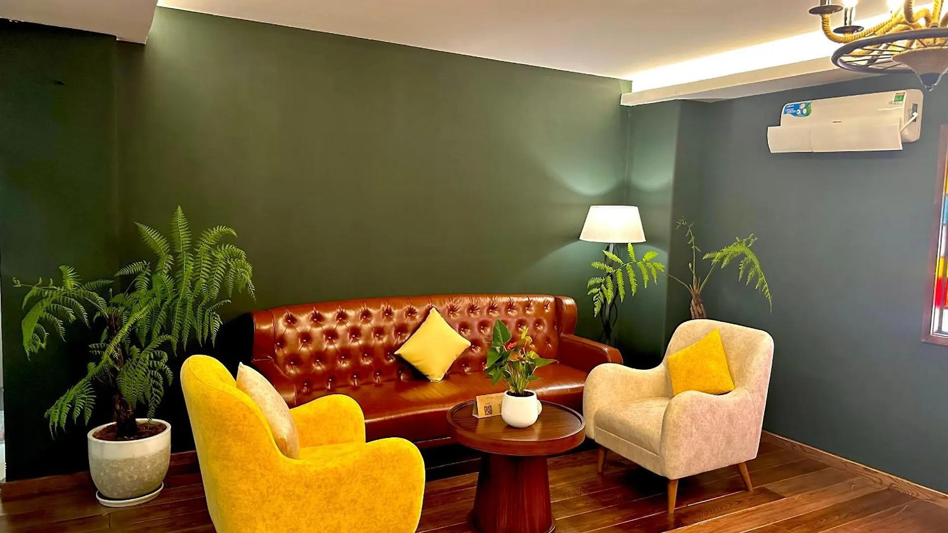 ****  Happy Life Green Hotel Ho Chi Minh City Vietnam