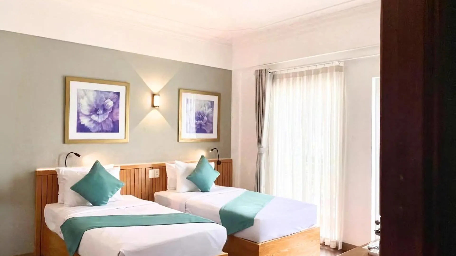 Happy Life Green Hotel Ho Chi Minh City 4*,  Vietnam